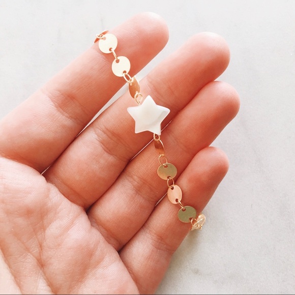 Mother Of Pearl Star Bracelet - Picture 4 of 4